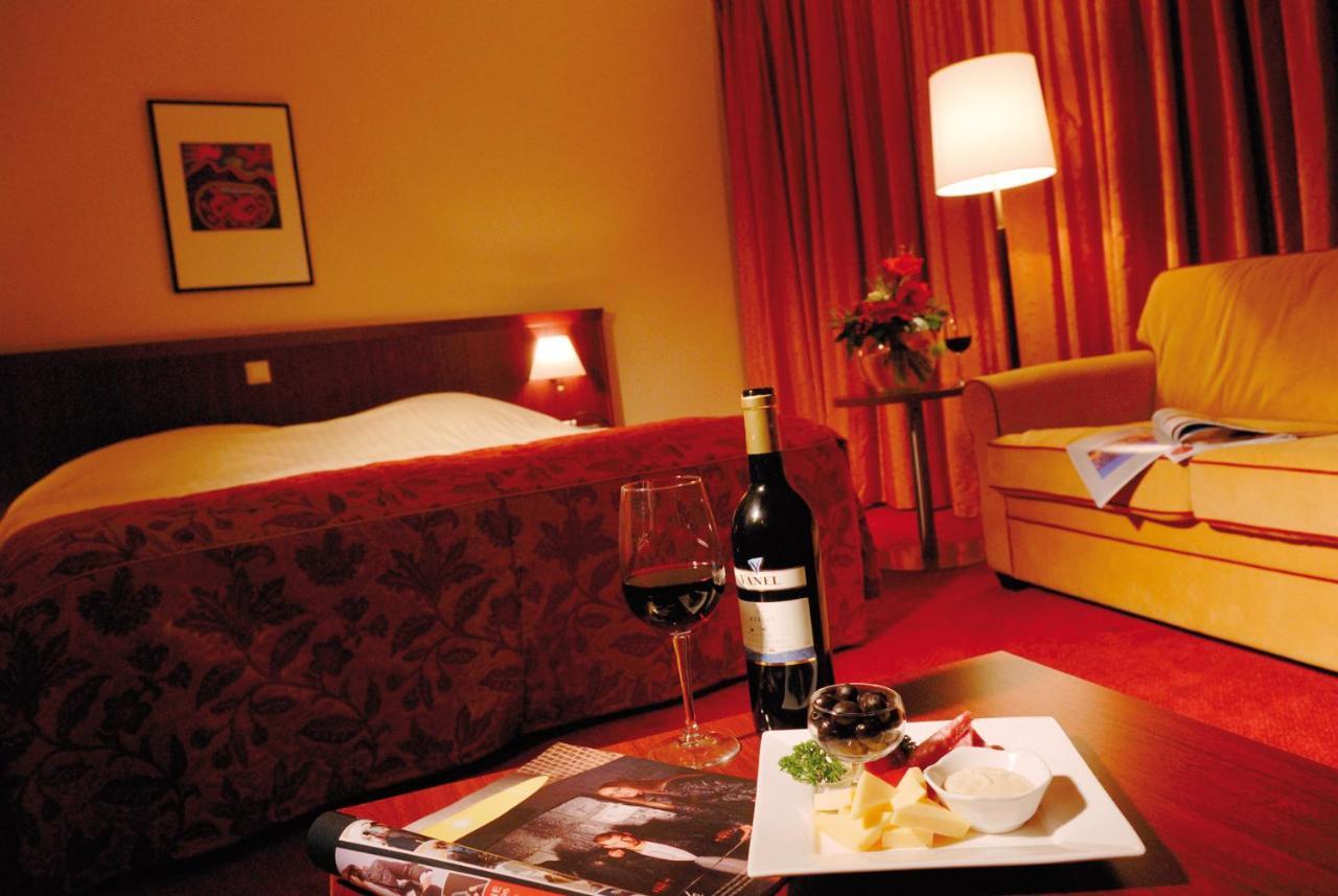 Hotel Umberto Wijchen Ngoại thất bức ảnh