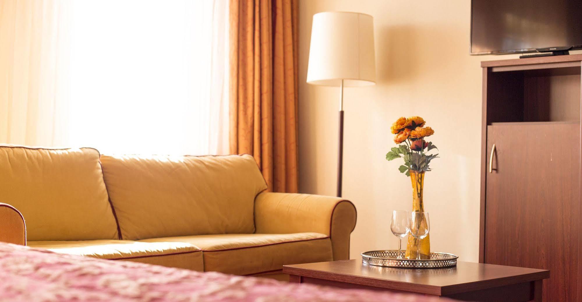 Hotel Umberto Wijchen Ngoại thất bức ảnh